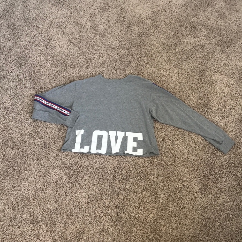 Women’s shirt